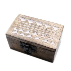 Vitlaserad trälåda med aztekiskt mönster 8,5x5,5x4 cm - produktbild 5