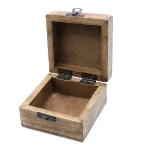 Vitlaserad trälåda med slavisk design 10x10x6 cm - produktbild 5