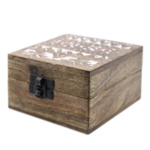 Vitlaserad trälåda med slavisk design 10x10x6 cm - produktbild 7
