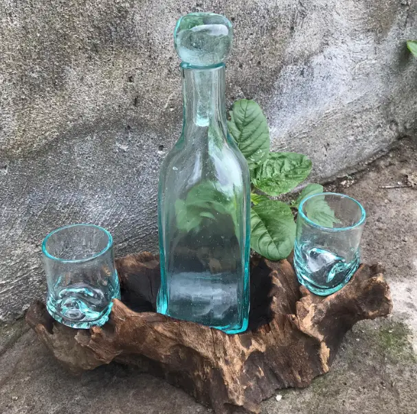 Whiskeset i handblåst glas och Balinesiskt trä - produktbild 4