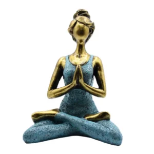Handgjord yogafigur i dammodell i brons och turkos sittande i yogaposition