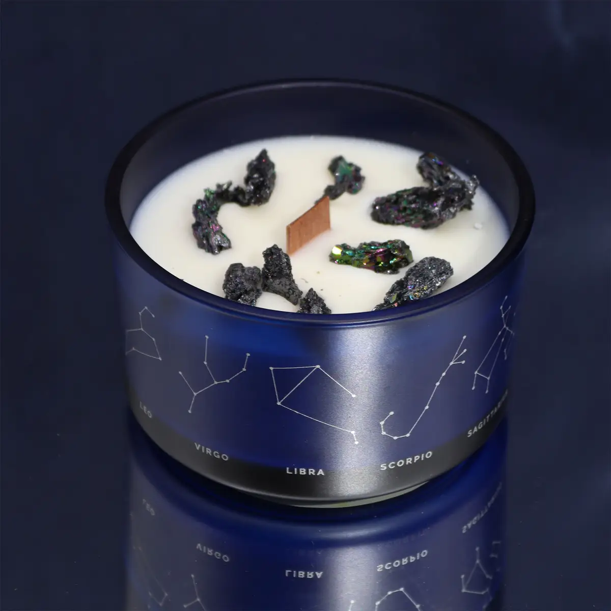 Zodiakljus i sojavax med kristall och ädelstensarmband för Vattumannen - produktbild 2