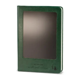 Grön A5 anteckningsbok med raderbar LCD-skärm på framsidan och läderimitation omslag