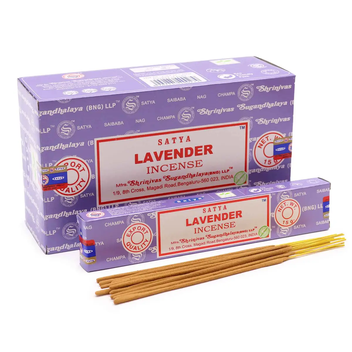 Förpackning med Satya lavendel rökelsepinnar och lösa rökelsepinnar framför